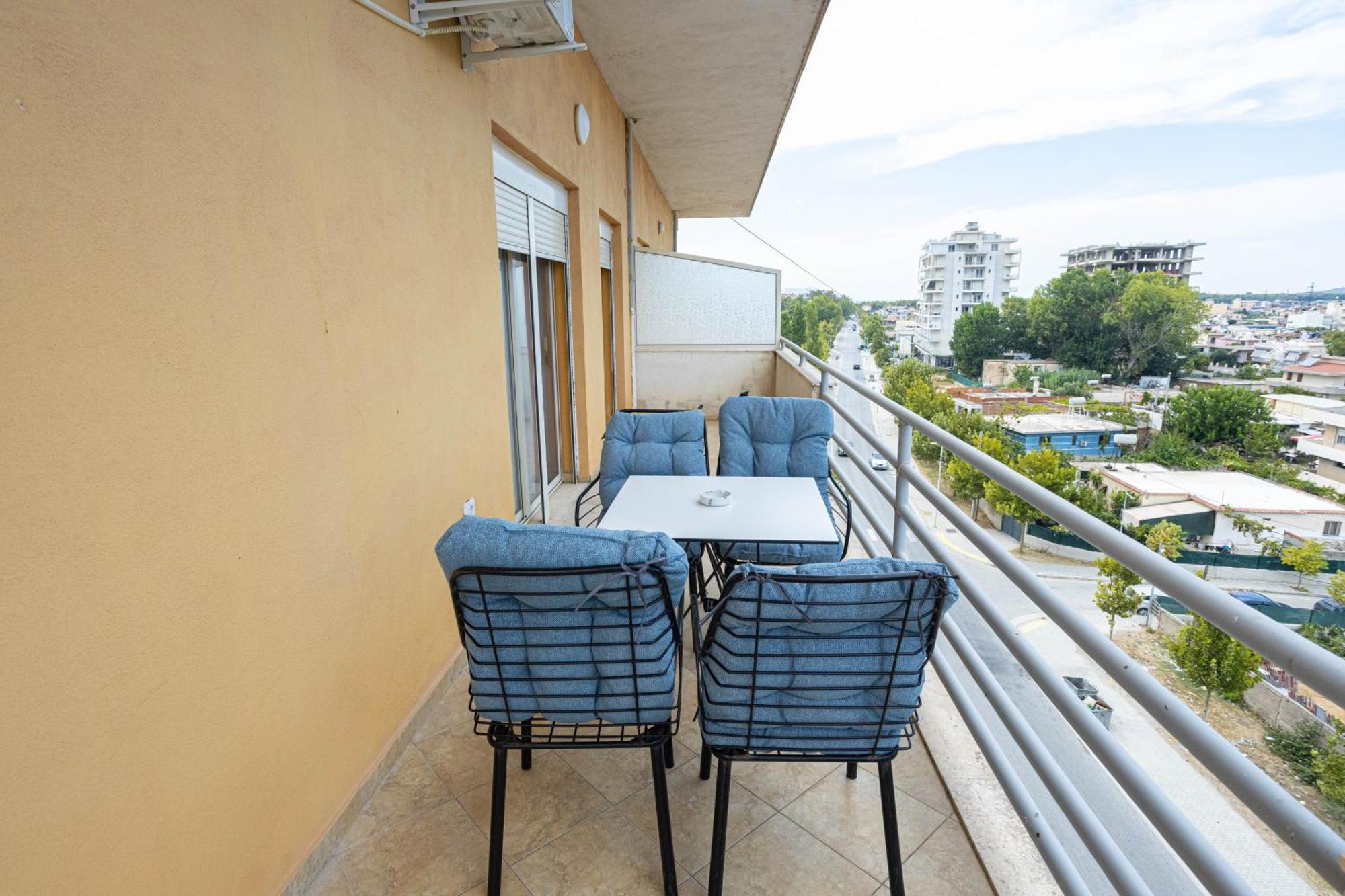 Emigres Apartments Vlorë エクステリア 写真